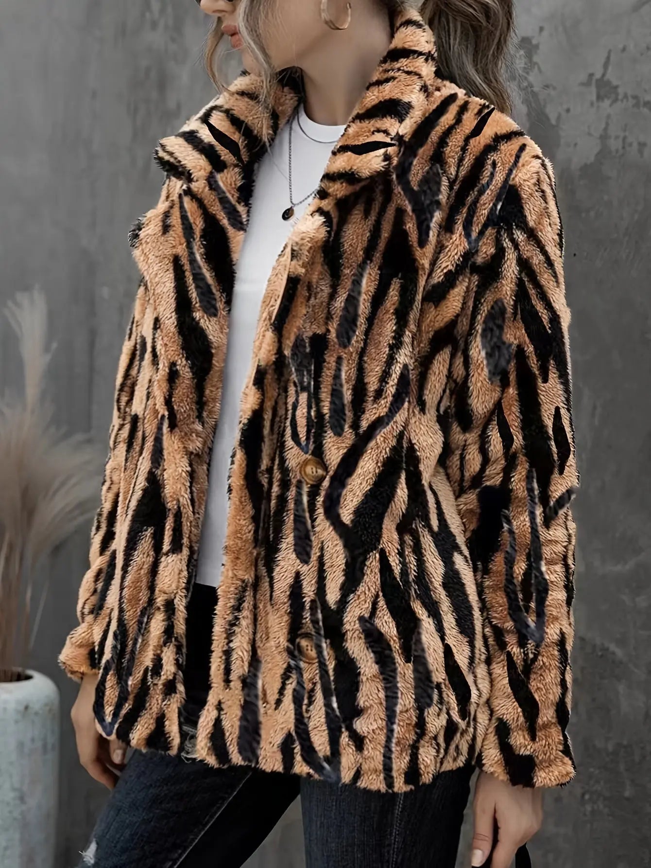Plus Size Tiger Stripe Faux Fur Double Breasted Winter Coat Trendy Attic Store01