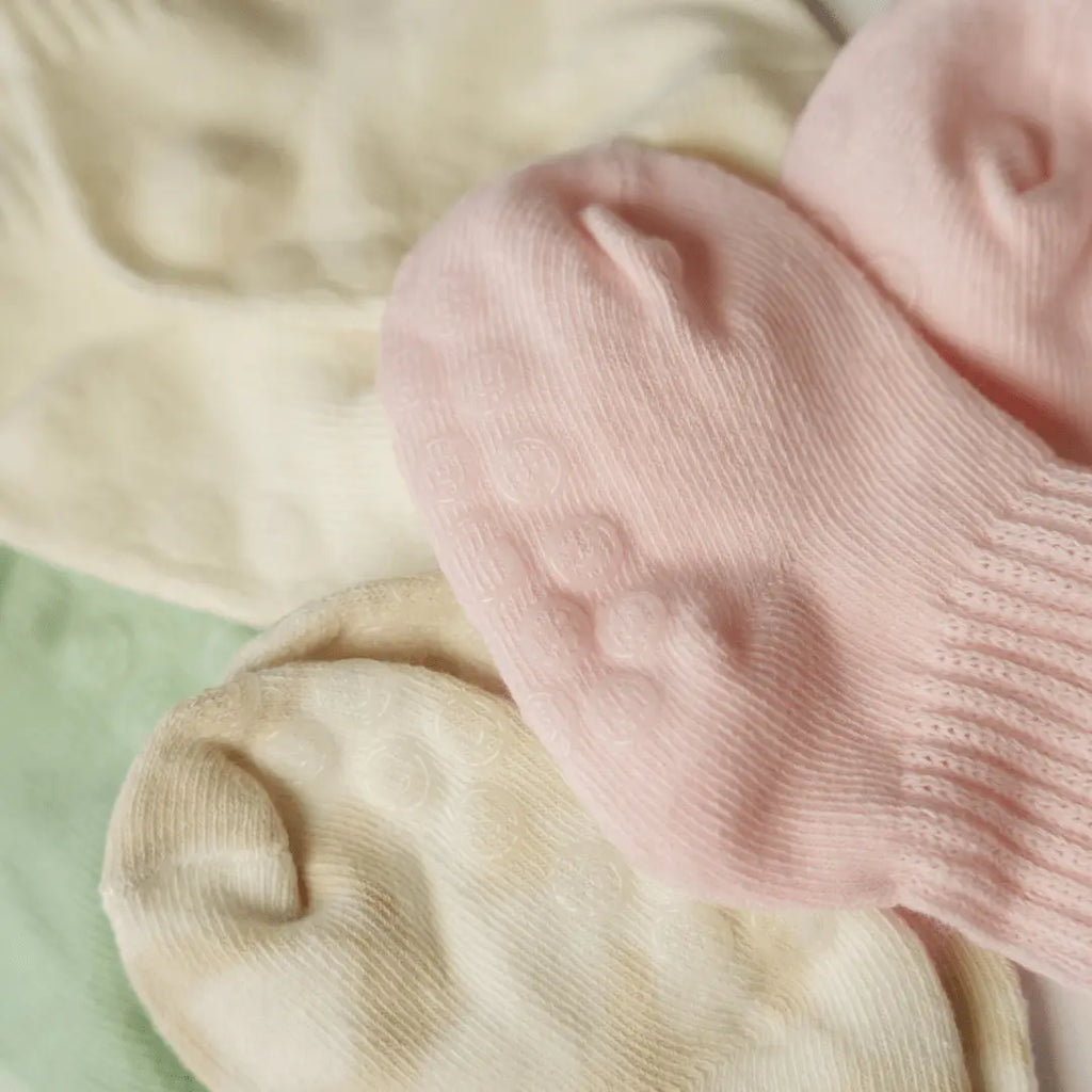 Slouch Socks shopatlasgrey