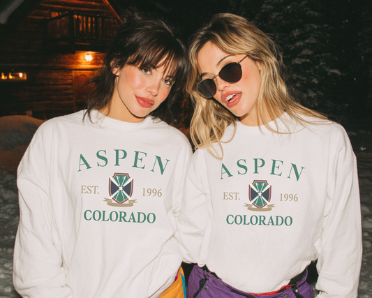 Aspen Colorado Crewneck Sweatshirt – Vintage Ski Lodge Graphic, Cozy Winter Pullover
